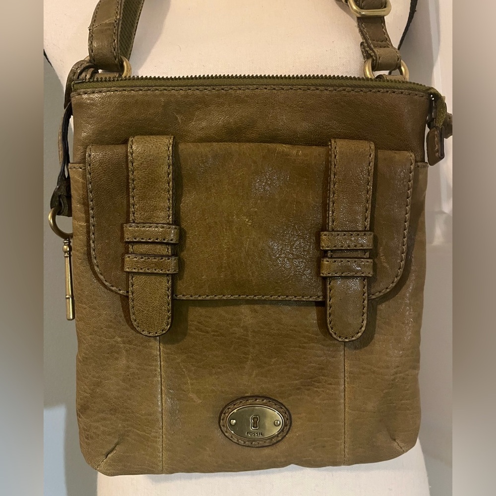 Fossil olive green leather Crossbody/Shoulder purse
